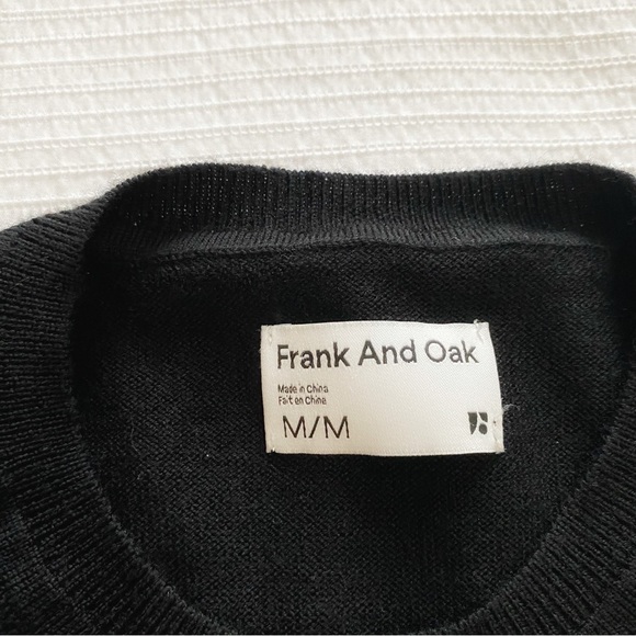 Frank AND OAK MEN'S 100% MERINO WOOL BLACK CREW NECK KNITTED SWEATER - M - Picture 4 of 9